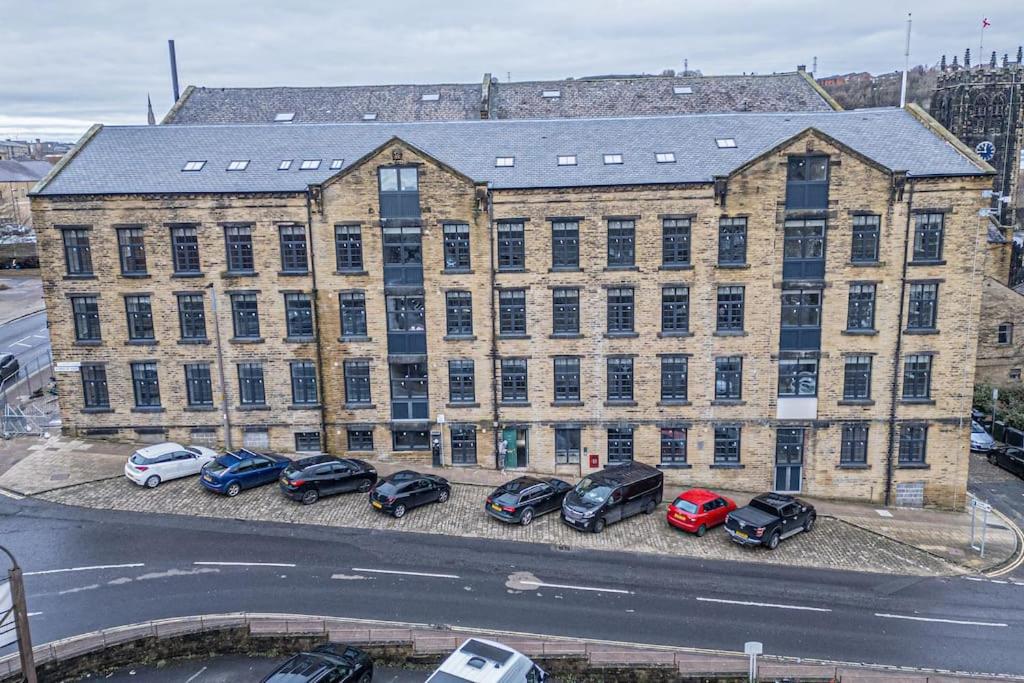 Chic Mill Conversion Beside Piece Hall & Eureka! Halifax Exterior photo